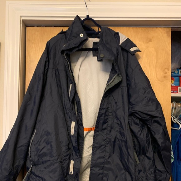 Boys Gap Rainjacket - Picture 1 of 1
